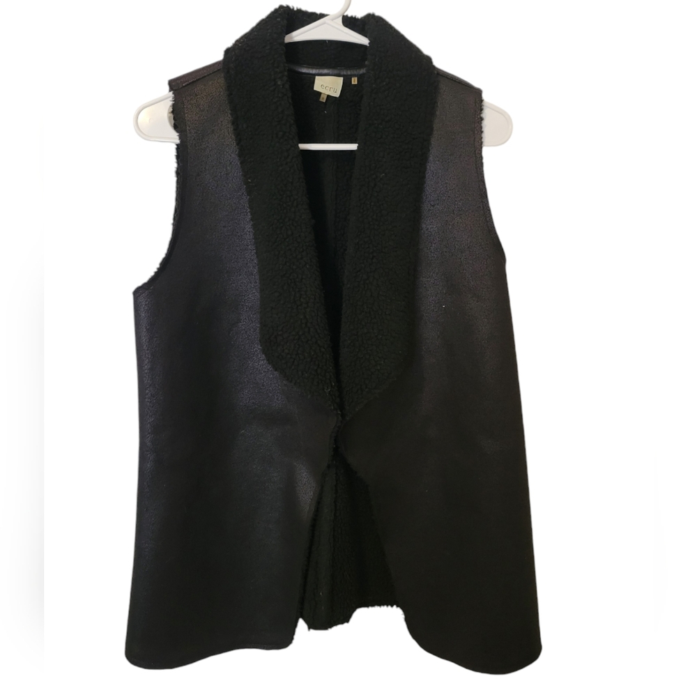 Ecru Black Sherpa Suede Vest small